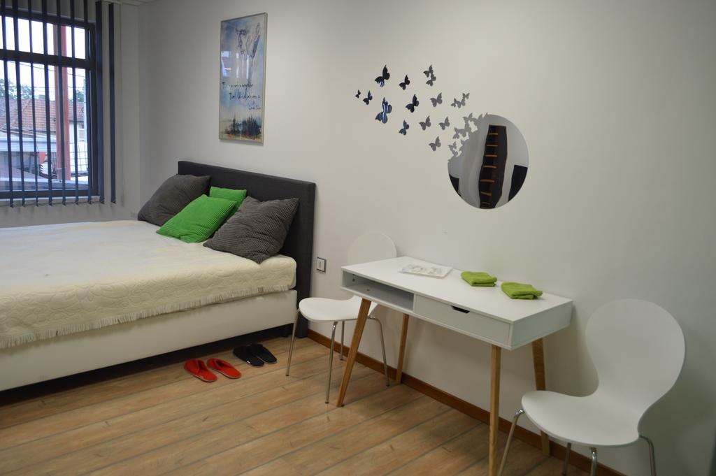 Vasarely Luxury Flat Appartement Satu Mare Buitenkant foto